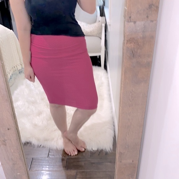 Lularoe Cassie skirt pink size large new with tags - Picture 2 of 7